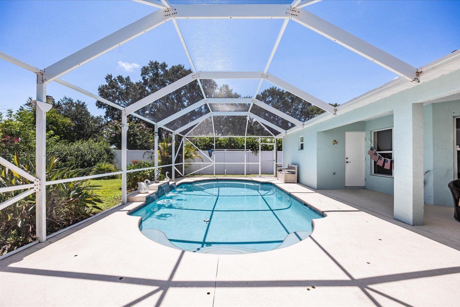 631 SE Stow Terrace, Port St. Lucie, FL 34984 photo 9