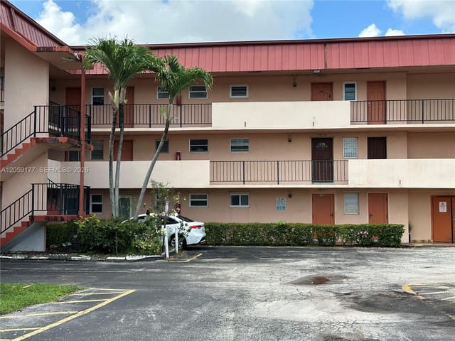 19001 NE 14th Avenue 121, Fifth Horizons, Miami, FL