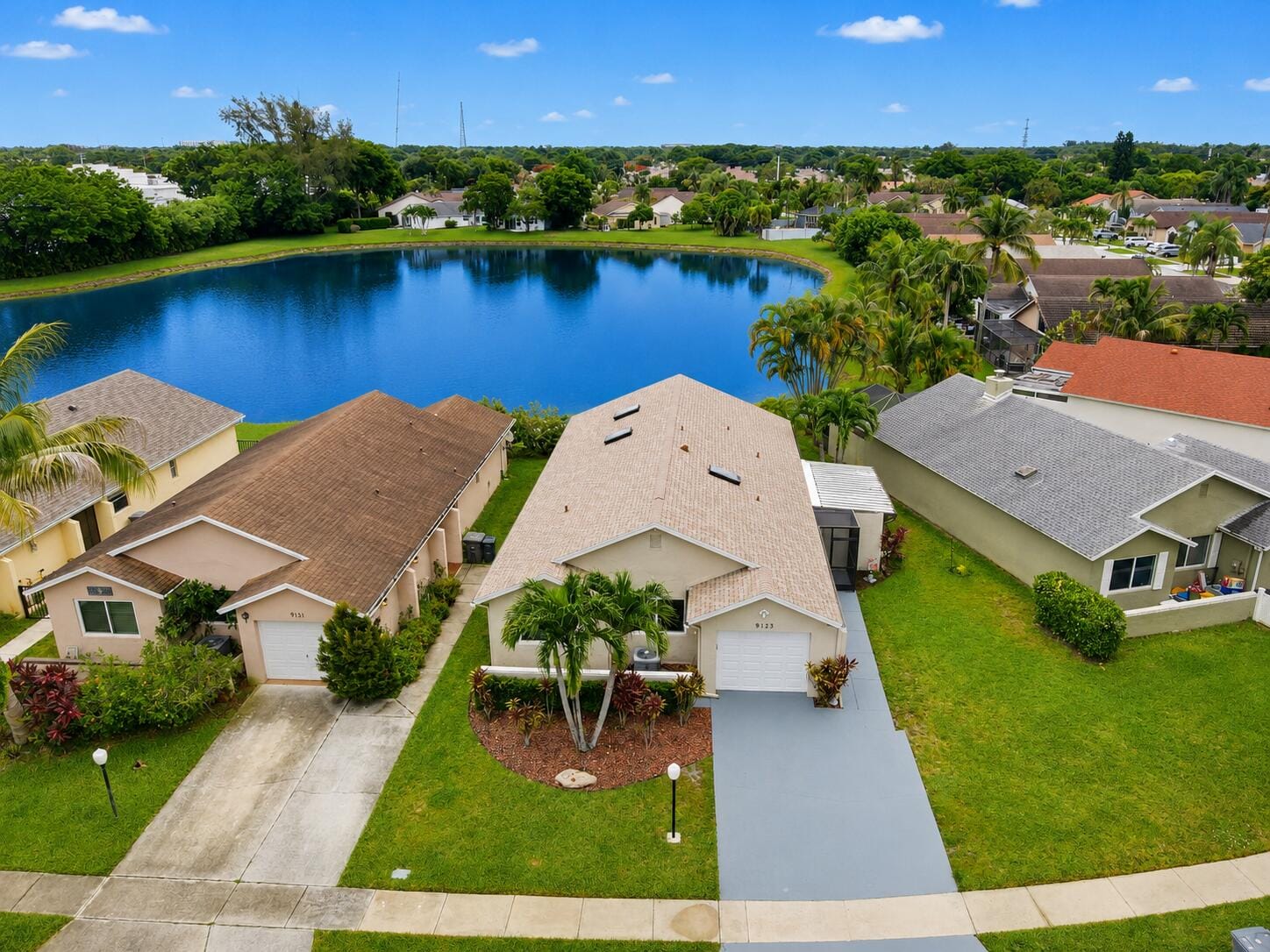 9123 PINE SPRINGS Drive — photo 1