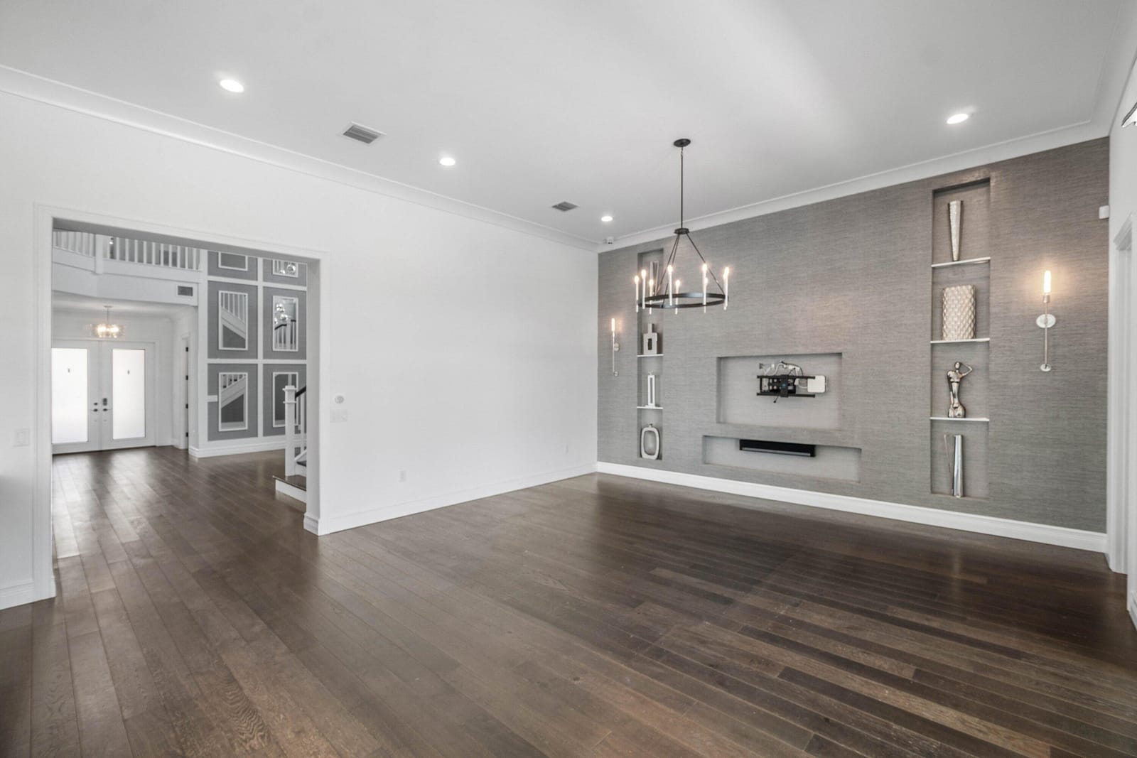 9747 Vitrail Lane — photo 11