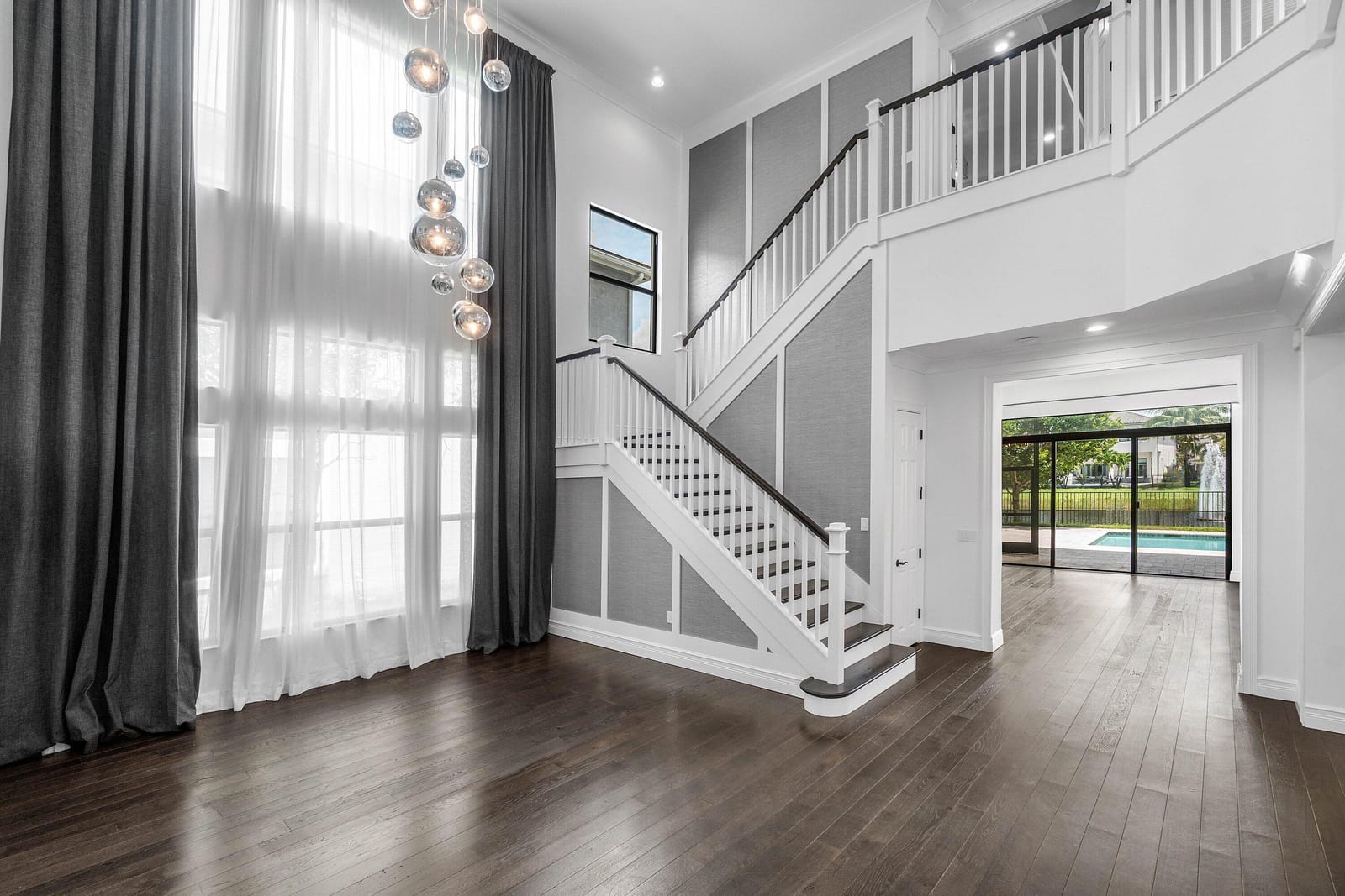 9747 Vitrail Lane — photo 4