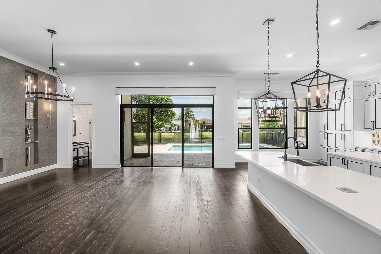 9747 Vitrail Lane — photo 9