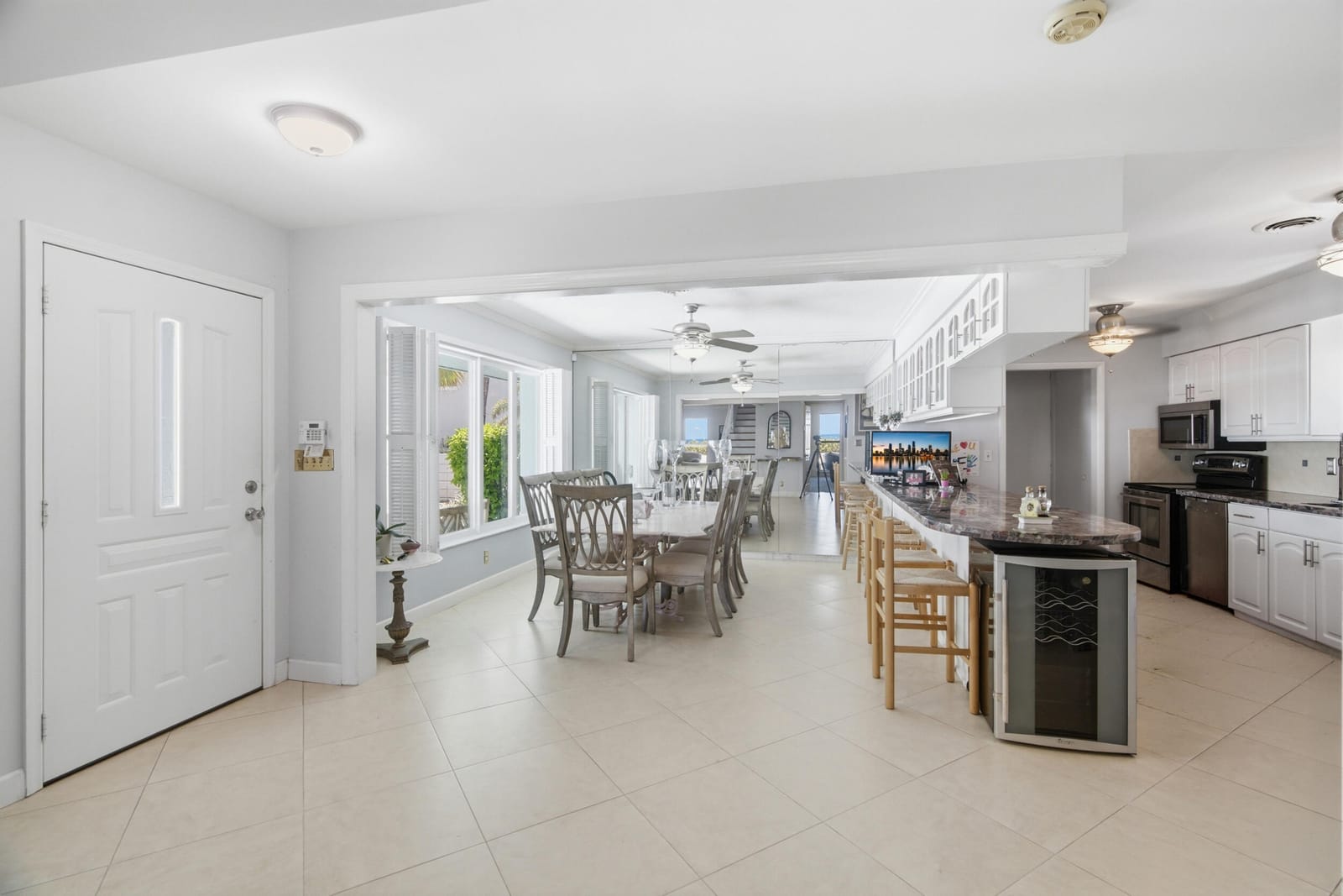 1735 N FORT LAUDERDALE BEACH Boulevard — photo 9