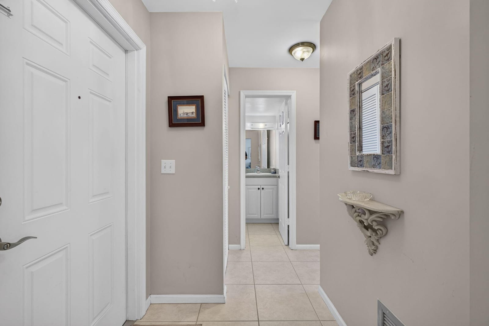 29 COLONIAL CLUB Drive 202 — photo 2