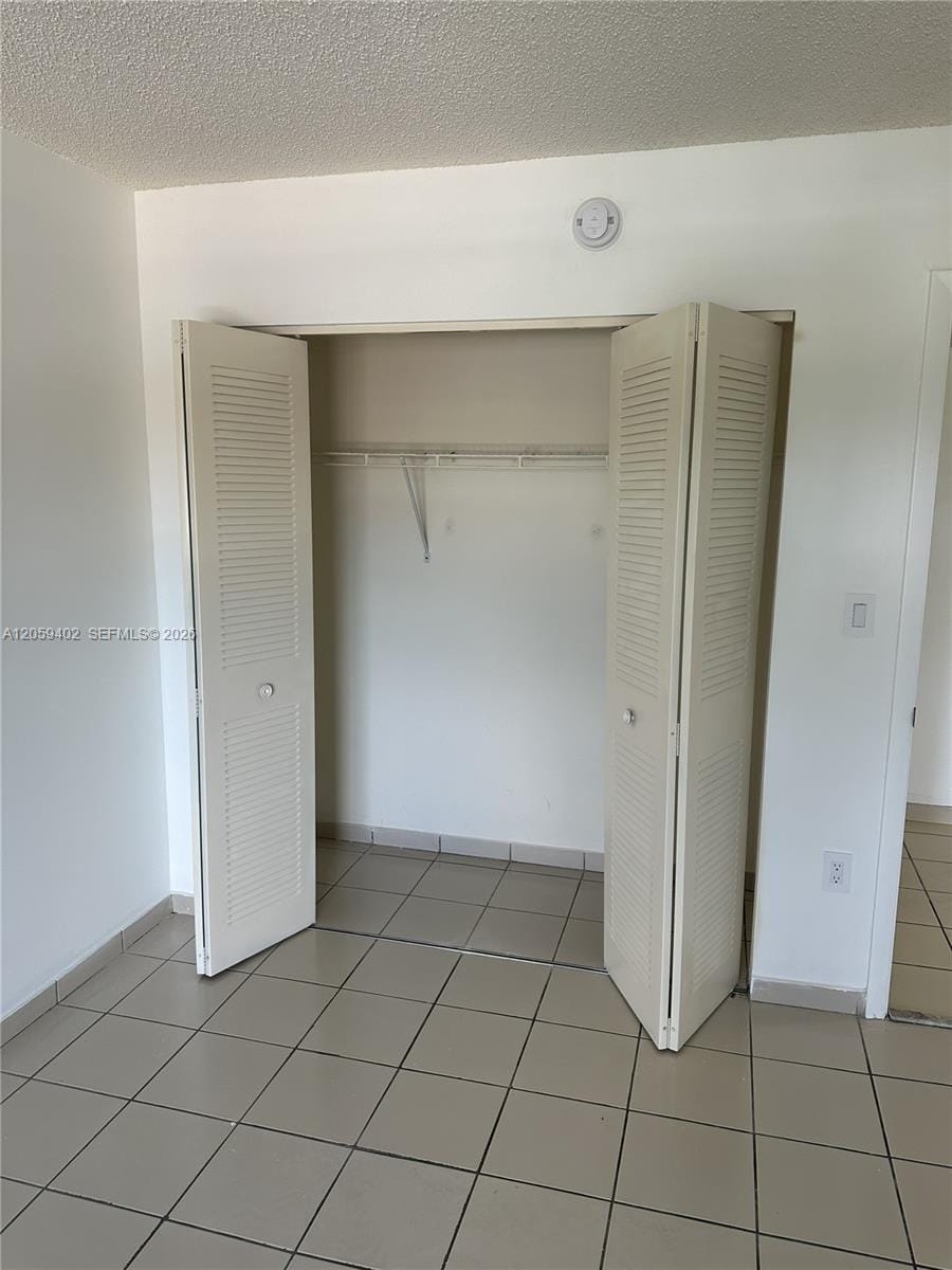 2046 W Flagler Street 409 — photo 11