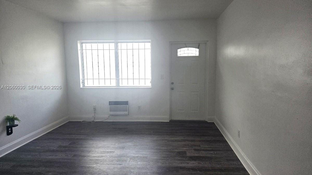 7720 Harding Avenue 9 — photo 2