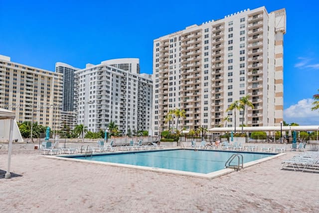 1865 S Ocean Drive 11J, Prince George Arms, Hallandale Beach, FL