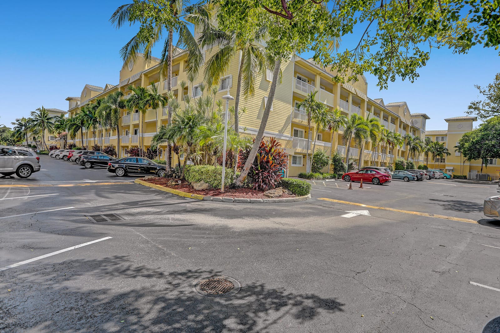 1501 E BROWARD Boulevard 804 — photo 4
