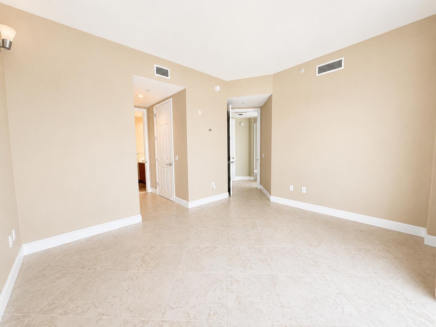 2625 NE 14th Avenue NE 406, Wilton Manors, FL 33334 photo 13