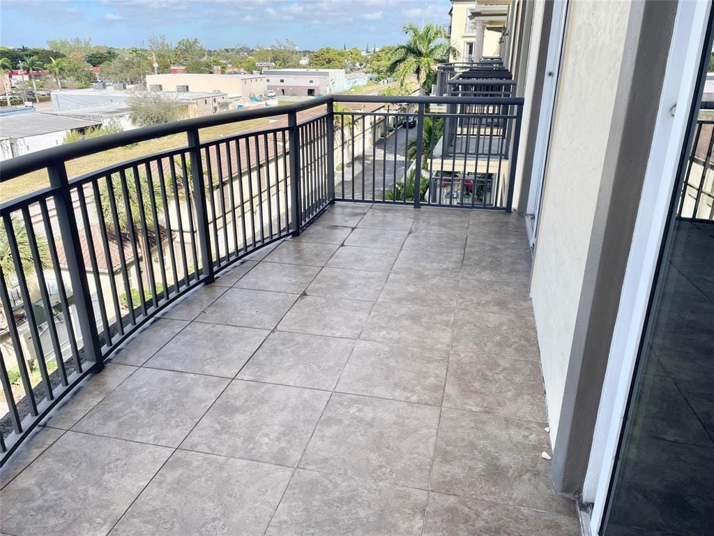 2625 NE 14th Avenue NE 406, Wilton Manors, FL 33334 photo 23