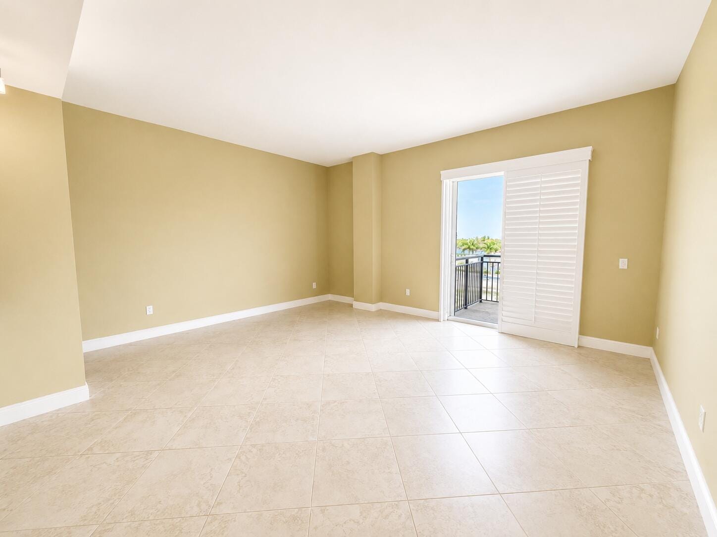 2625 NE 14th Avenue NE 406 — photo 7