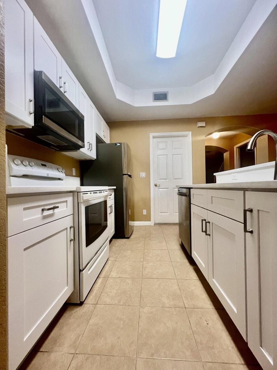 2920 HIDDEN HILLS Road 1304 — photo 4
