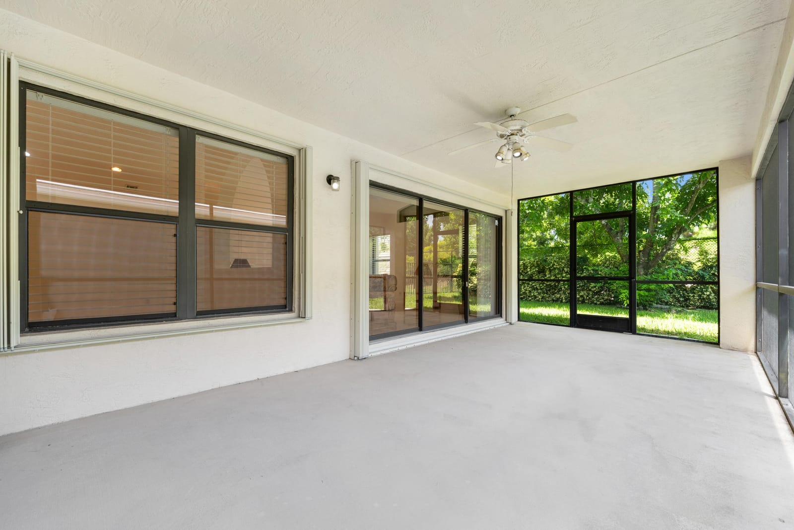 10430 Lexington Circle S — photo 12