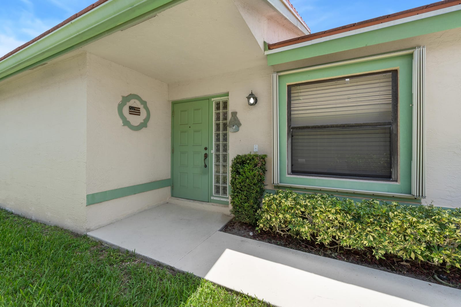 10430 Lexington Circle S — photo 3