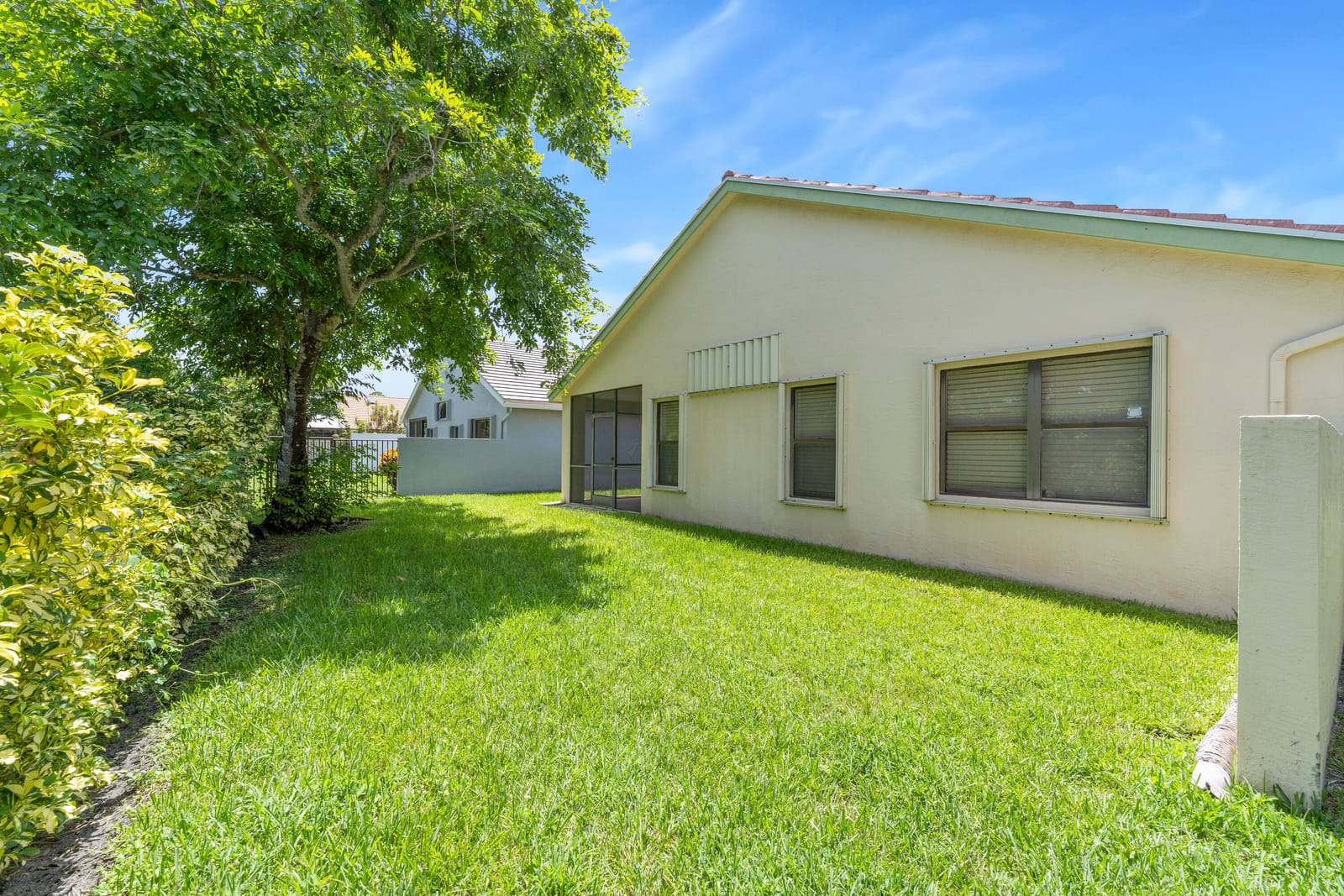10430 Lexington Circle S — photo 4