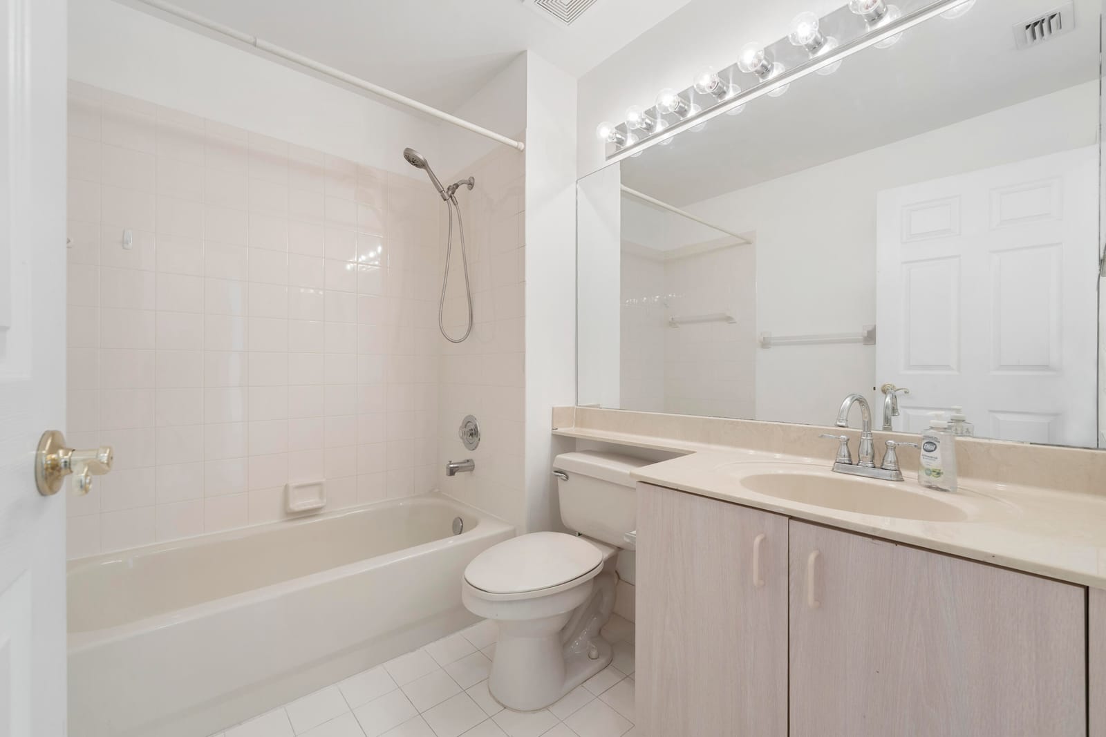10430 Lexington Circle S — photo 7
