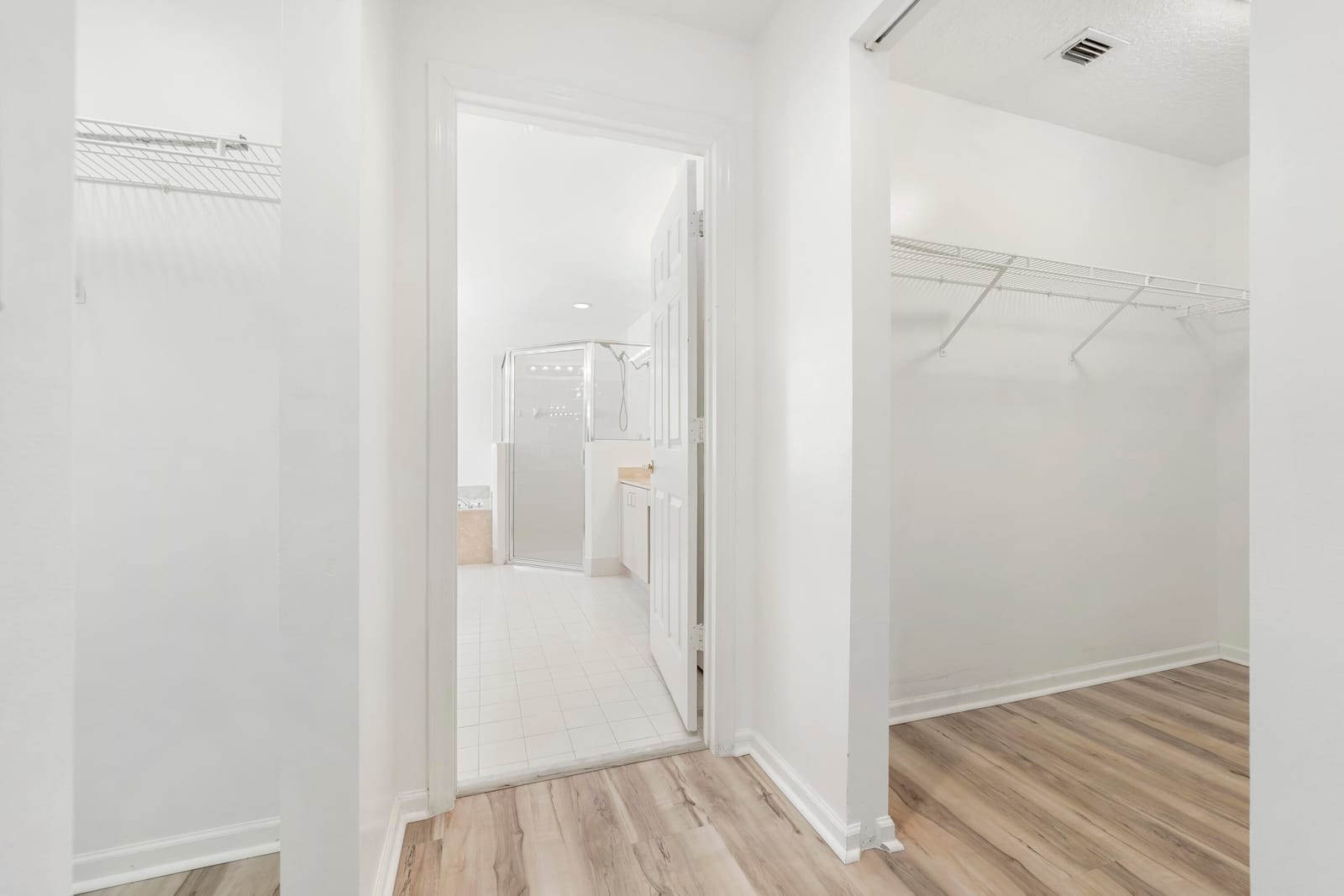 10430 Lexington Circle S — photo 10