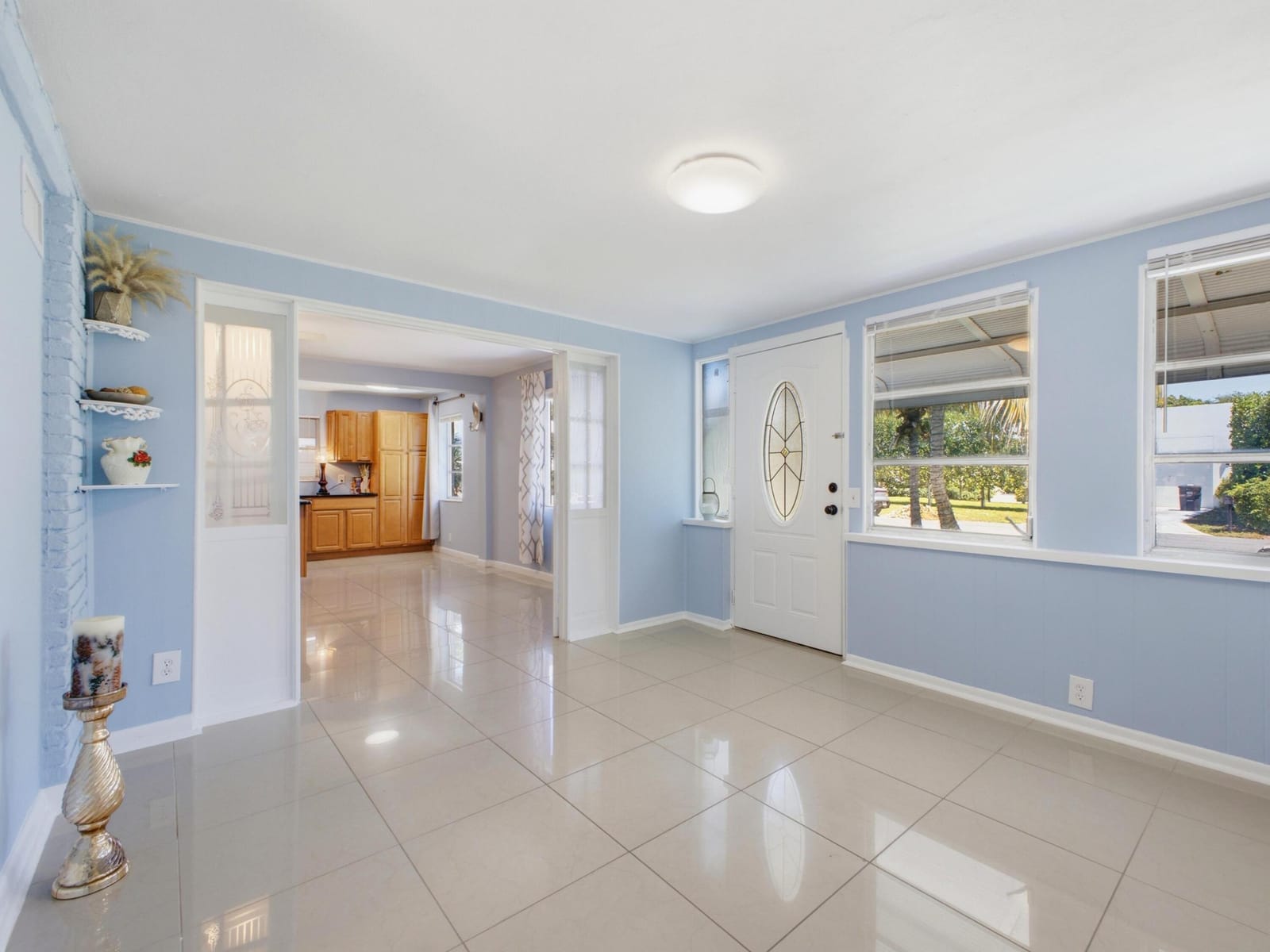 370 ORANGE Way, West Palm Beach, FL 33405