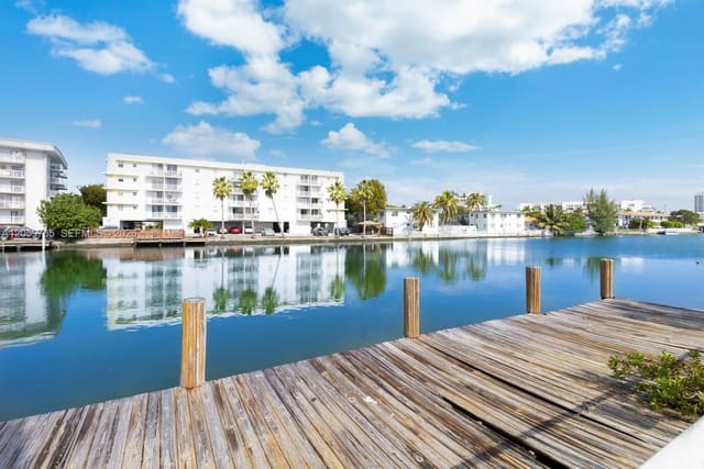 1185 Marseille Drive 101, Miami Beach, FL 33141