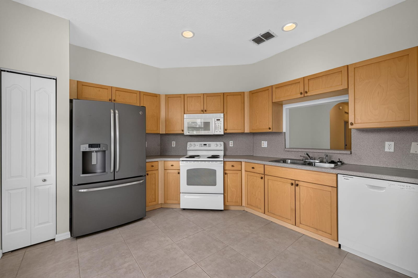 9810 SW Eastbrook Circle — photo 11
