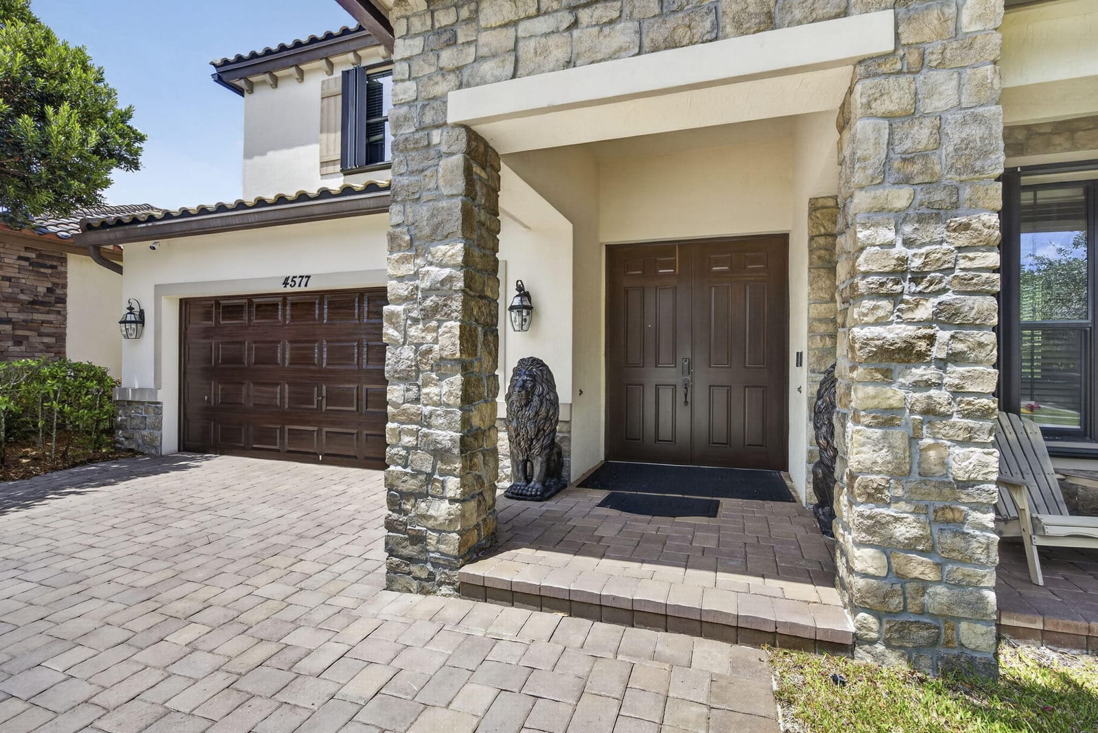 4577 Willow Run Way — photo 2