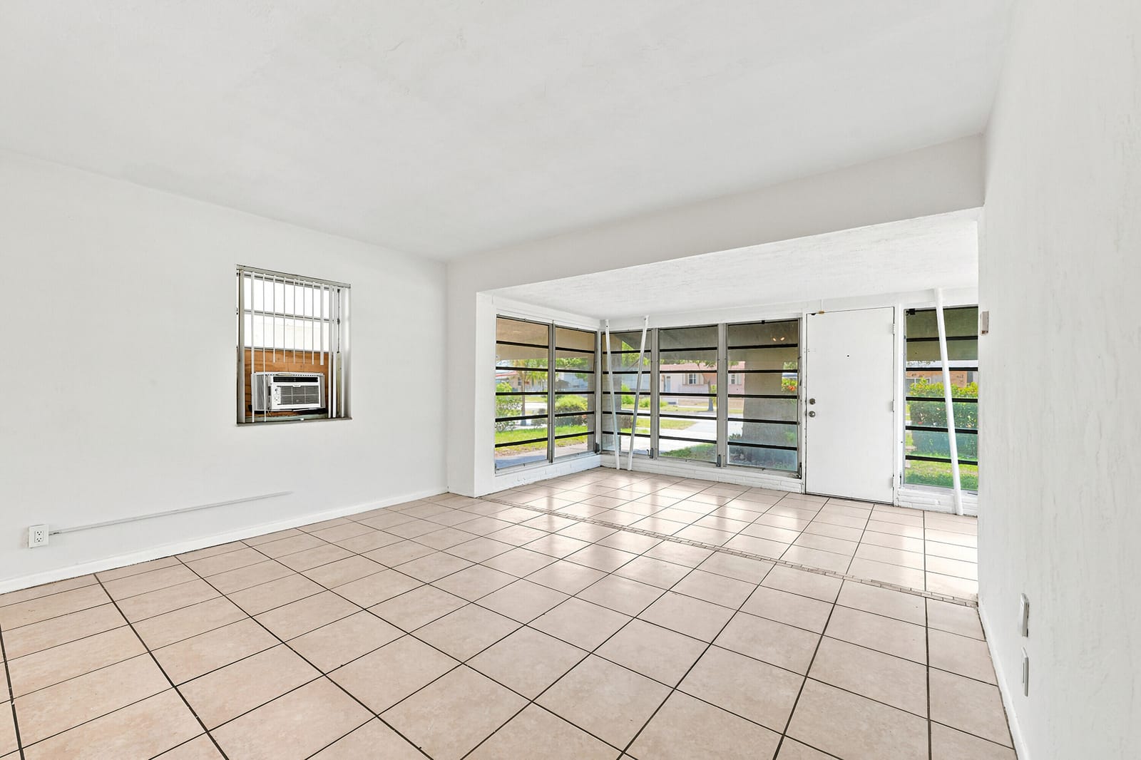 413 SW 24th Avenue — photo 10