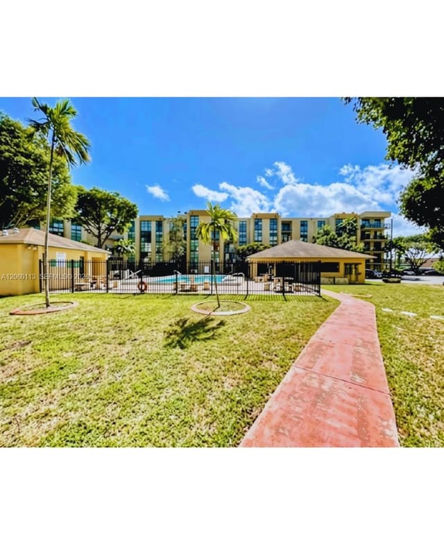 11750 SW 18th Street 208-1, Miami, FL 33175