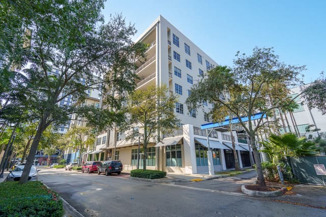 411 NW 1st Avenue NW 703, sold in ZIP 33301, Fort Lauderdale, FL