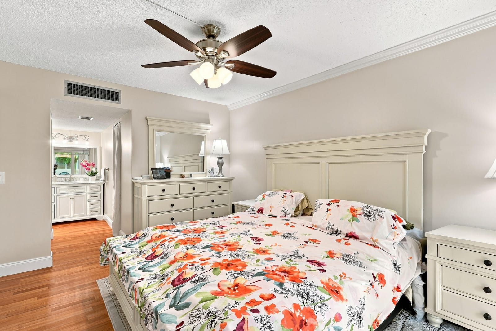 2532 Boundbrook Drive S 107, Palm Springs, FL 33406 photo 13
