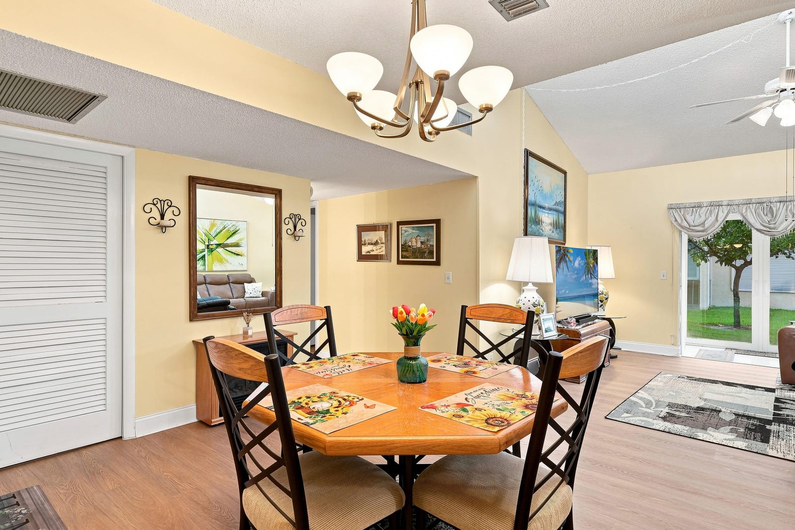 2532 Boundbrook Drive S 107, Palm Springs, FL 33406 photo 3