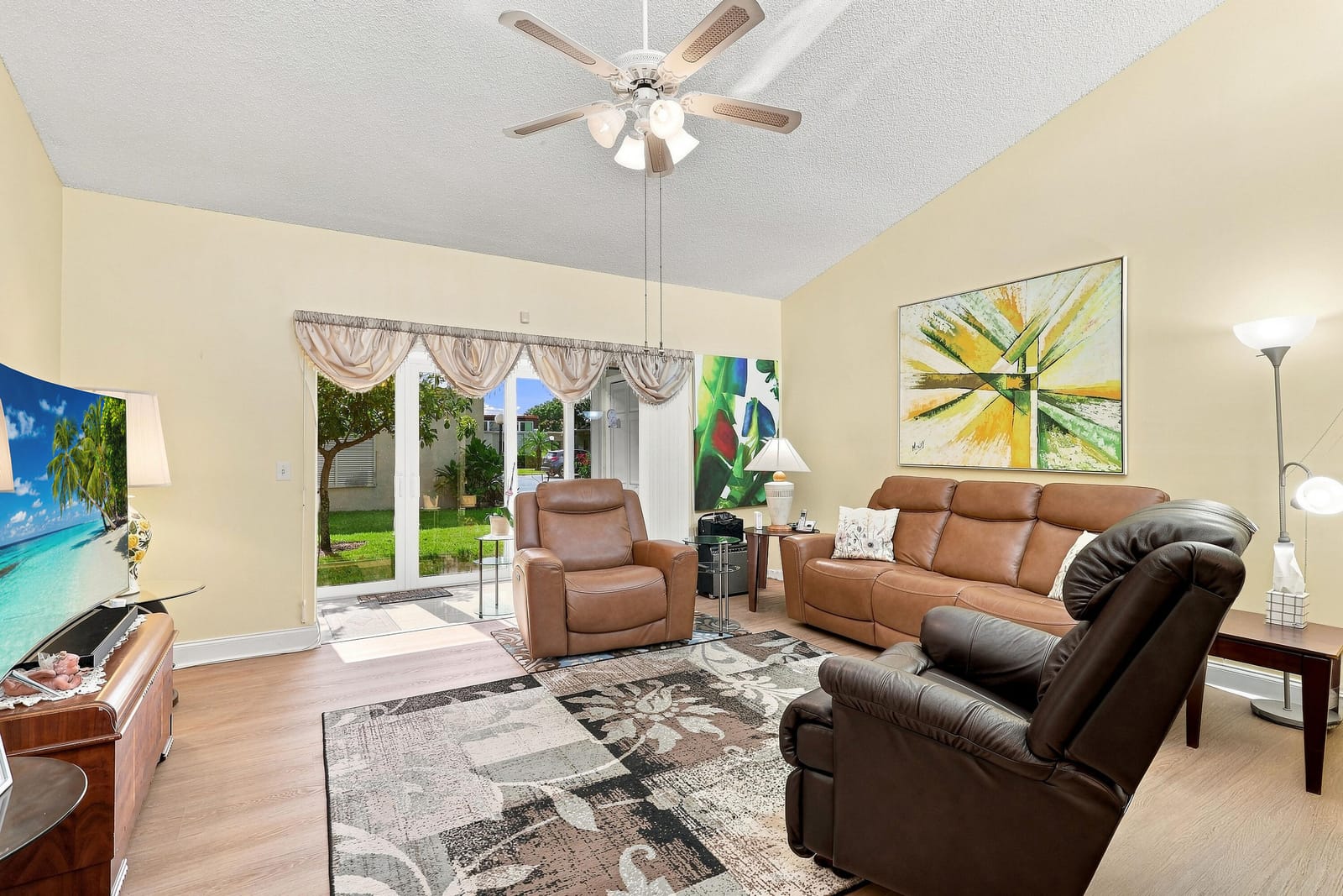 2532 Boundbrook Drive S 107, Palm Springs, FL 33406 photo 6