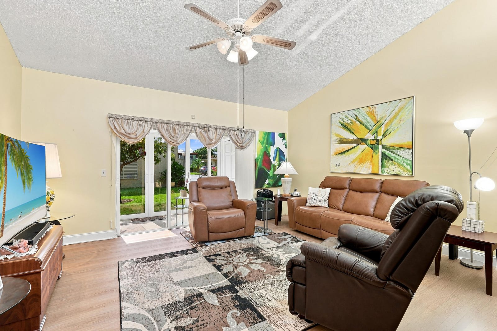 2532 Boundbrook Drive S 107, Palm Springs, FL 33406 photo 7