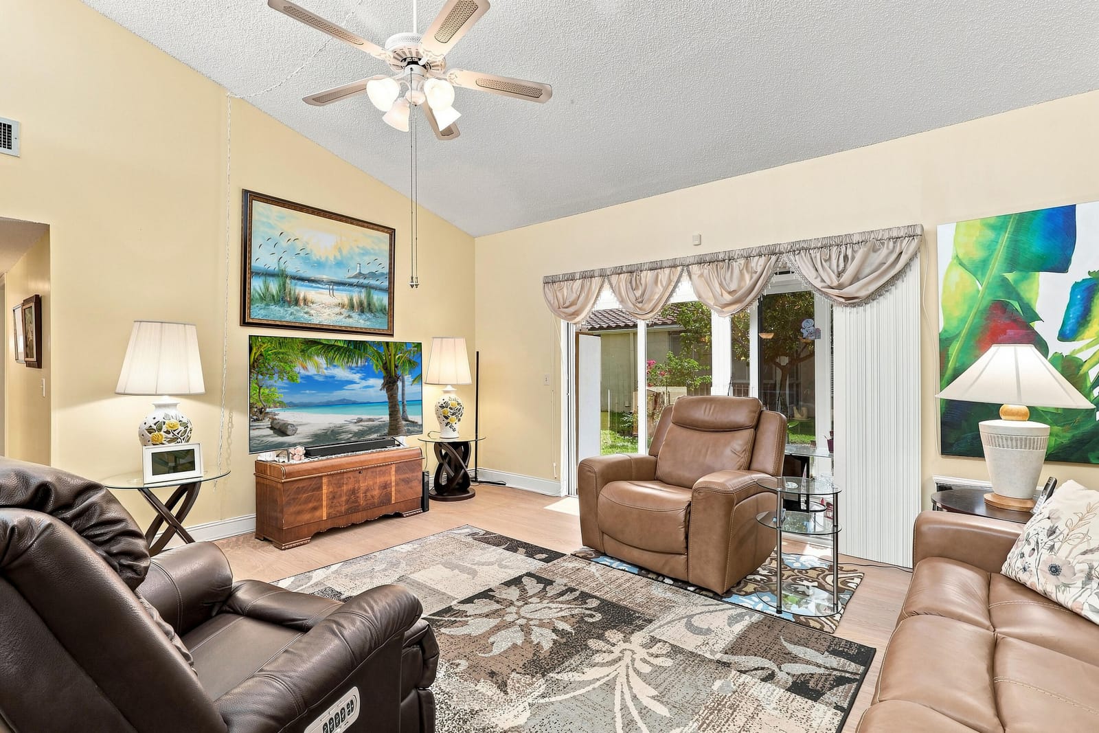2532 Boundbrook Drive S 107, Palm Springs, FL 33406 photo 8