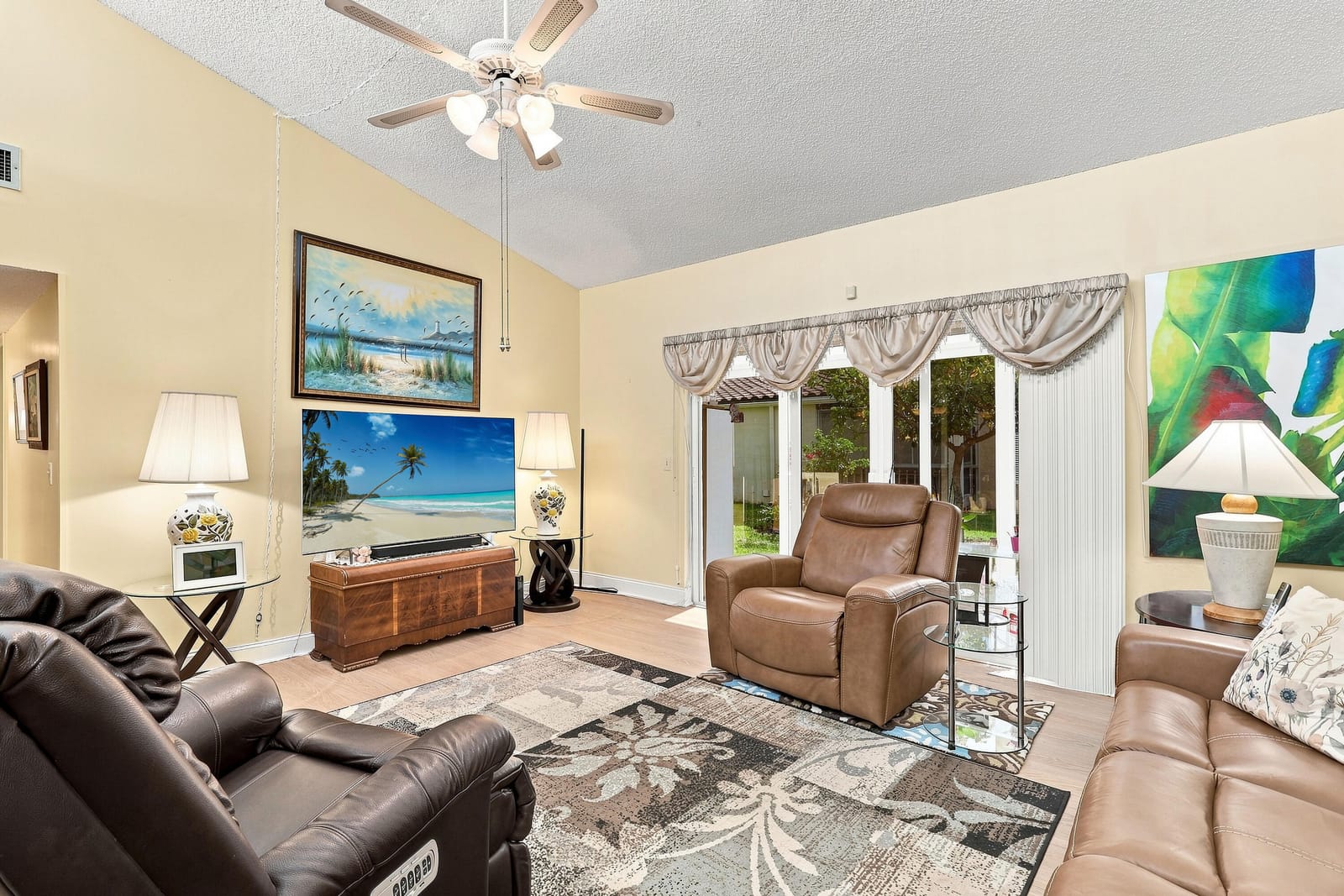 2532 Boundbrook Drive S 107, Palm Springs, FL 33406 photo 9