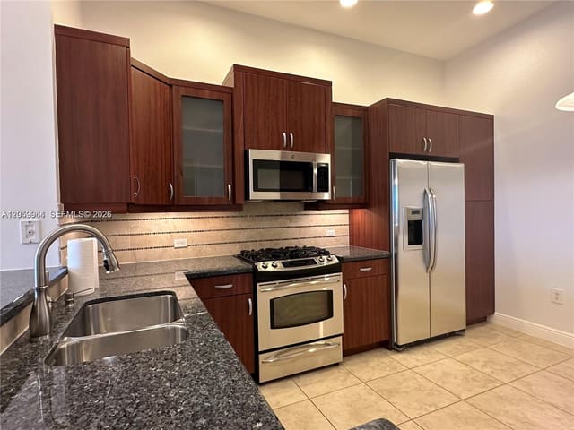 3055 NW 126th Avenue 411, Sunrise, FL 33323