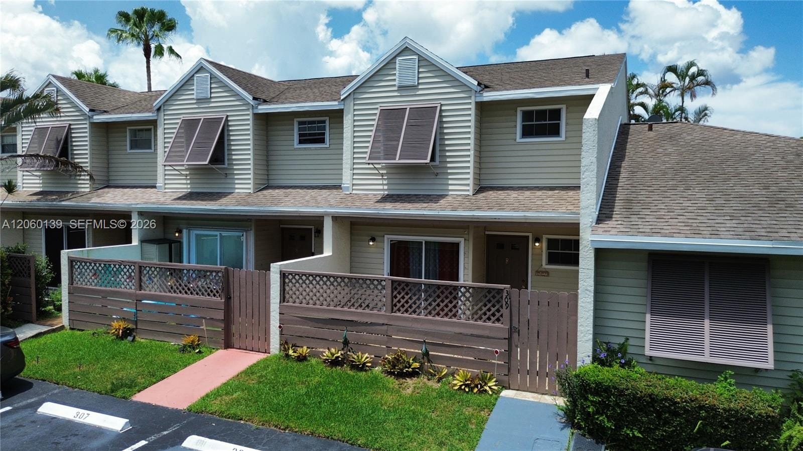 309 W Hemingway Circle — photo 11