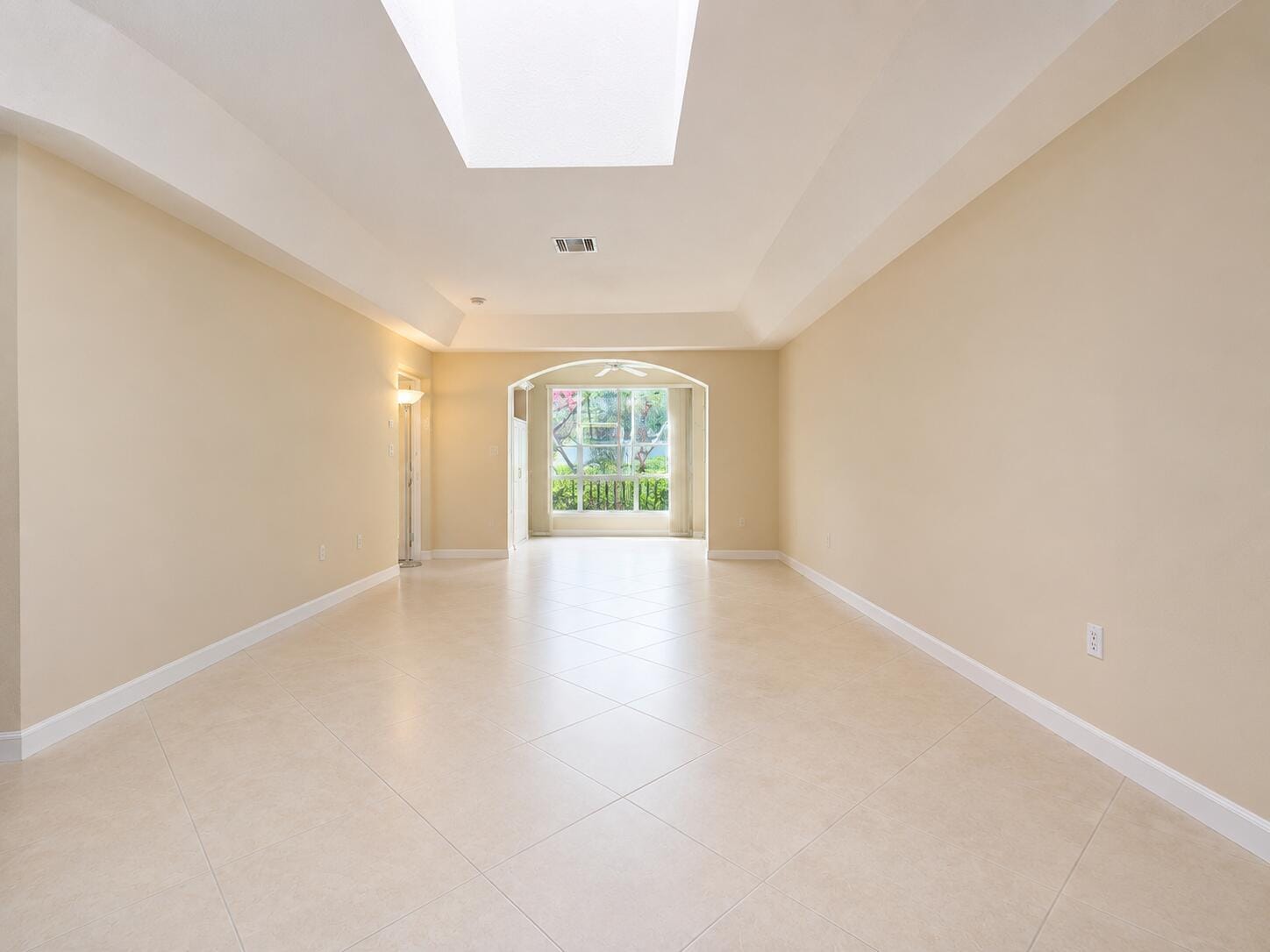 12598 Crystal Pointe Drive B — photo 2