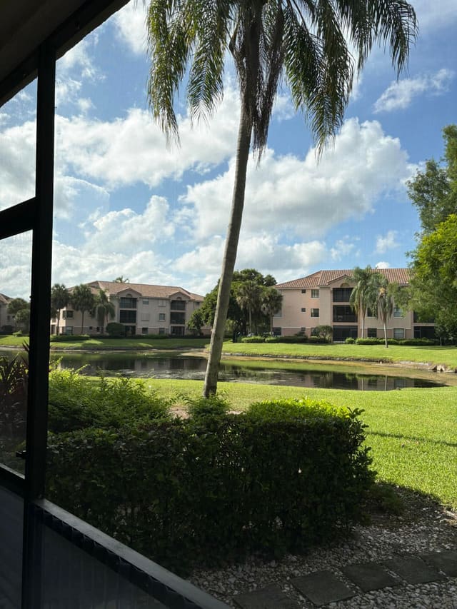 4101 Coral Tree Circle 117, Bayview Village A, Coconut Creek, FL