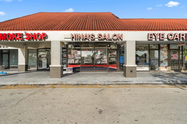 257 N UNIVERSITY Drive, Pembroke Pines, FL 33024