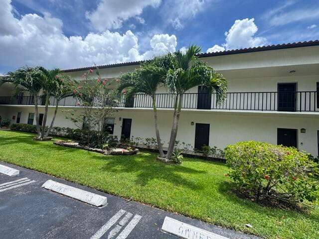 3 Vía De Casas Sur 103, Boynton Beach, FL 33426