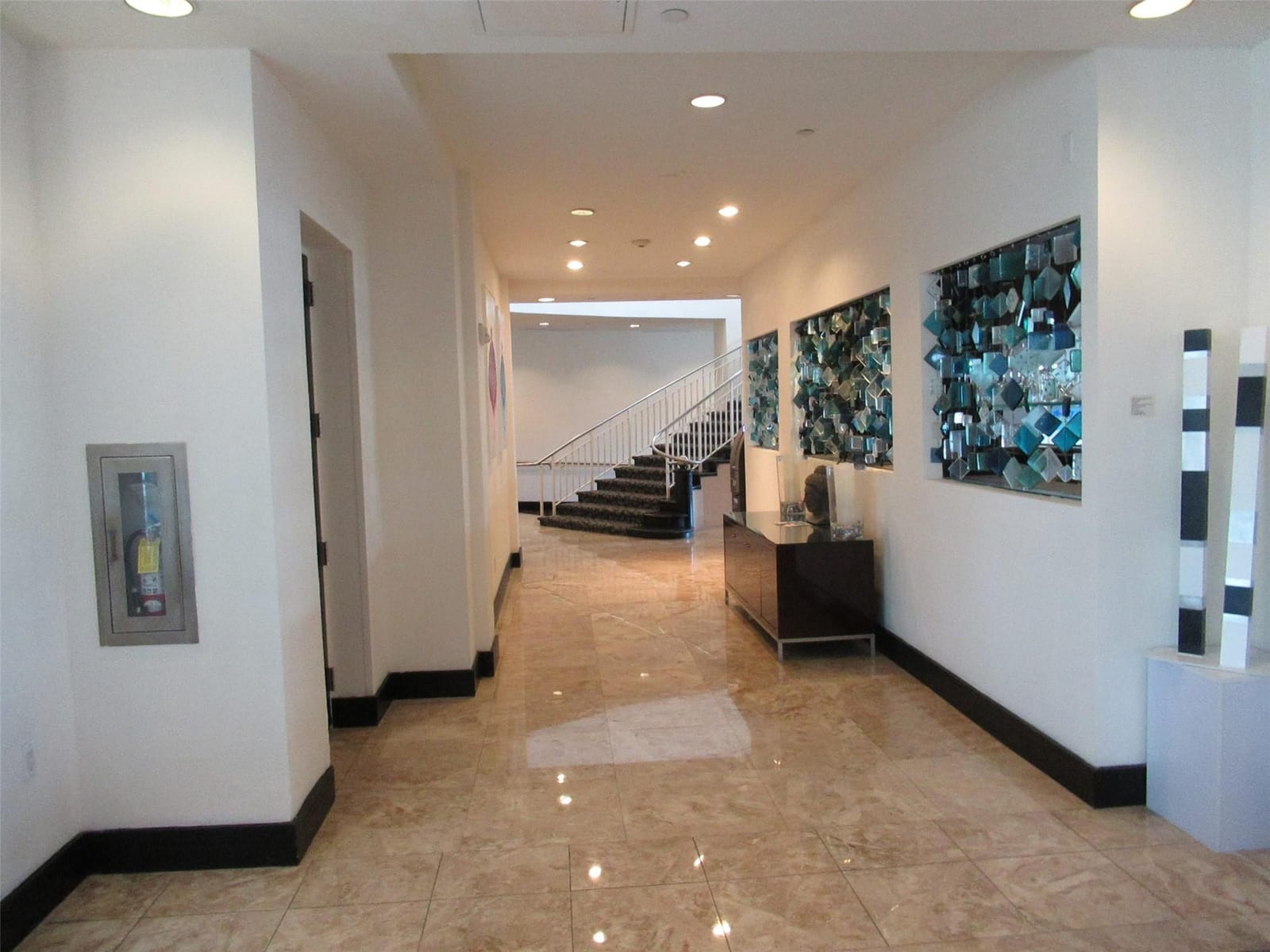 2670 E SUNRISE Boulevard 301 — photo 9
