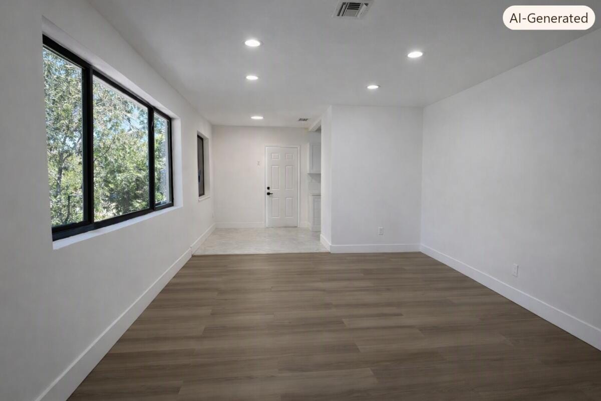 3611 SW 33rd Avenue — photo 4