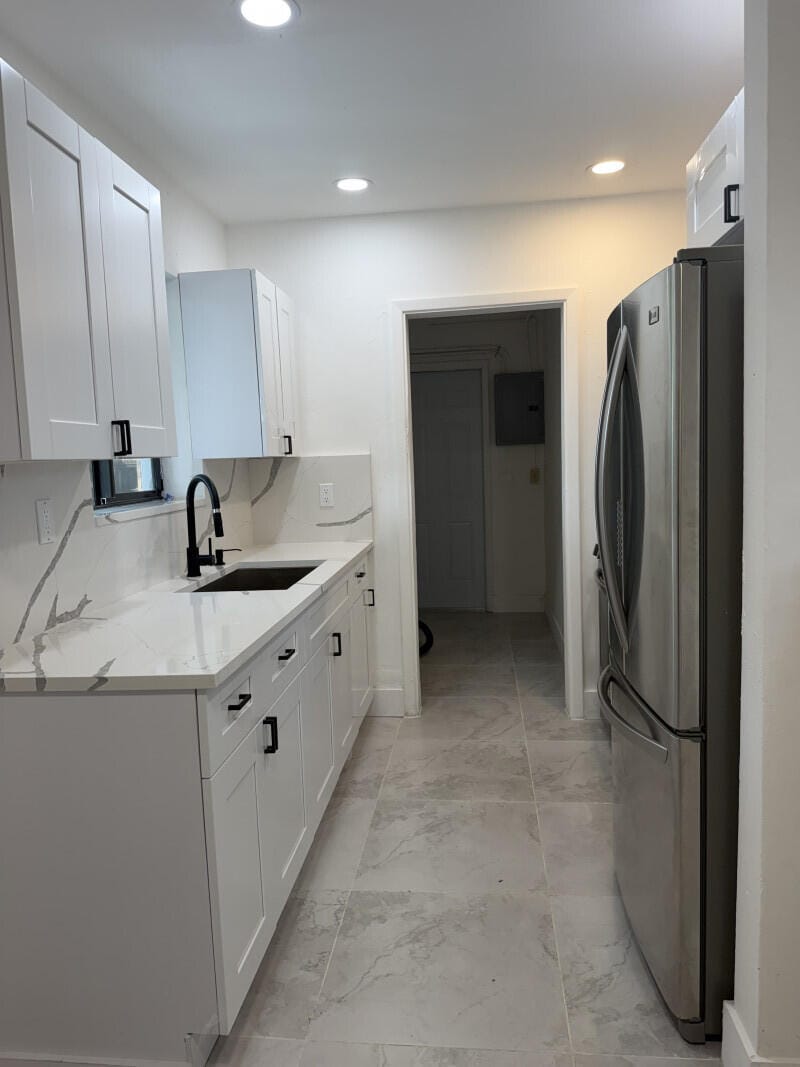 3611 SW 33rd Avenue — photo 5