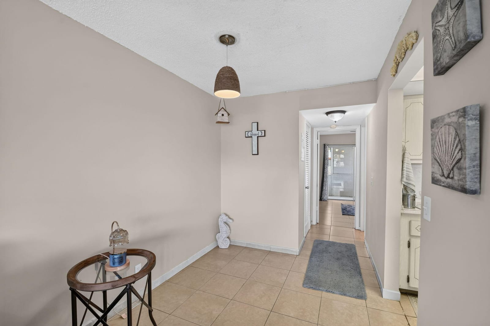 16 SUSSEX A — photo 11