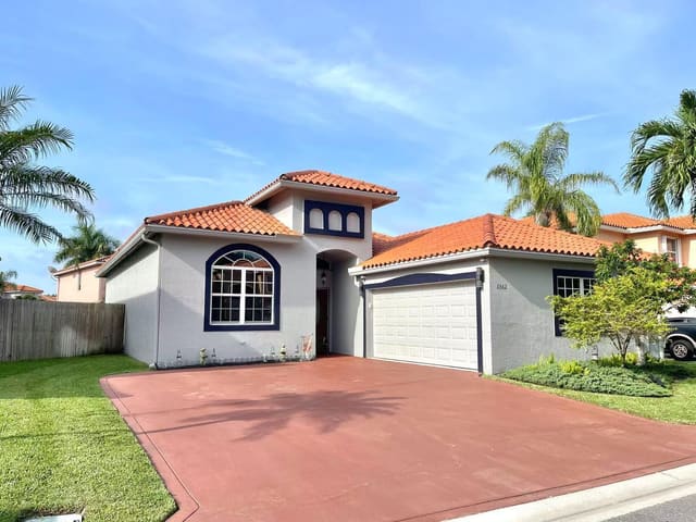 6562 Geneva Street, sold in Lake Charleston, Lake Worth, FL