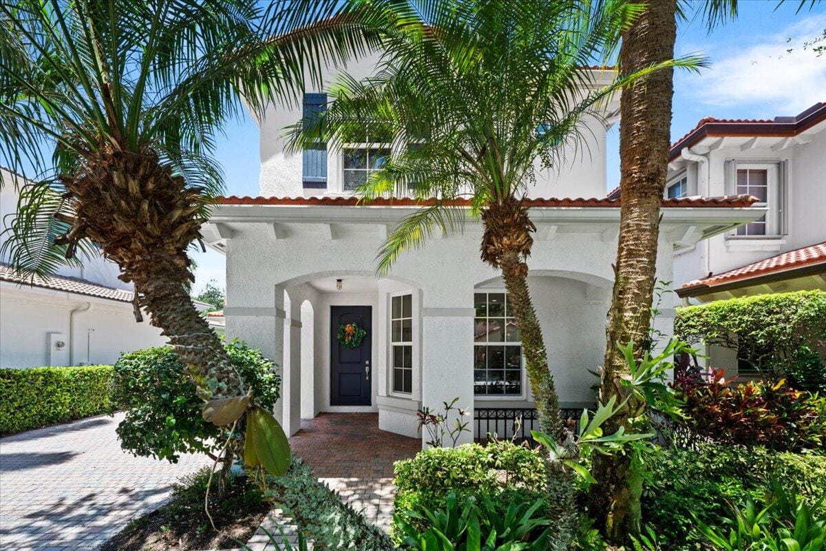 315 September Street, Palm Beach Gardens, FL 33410 photo 2