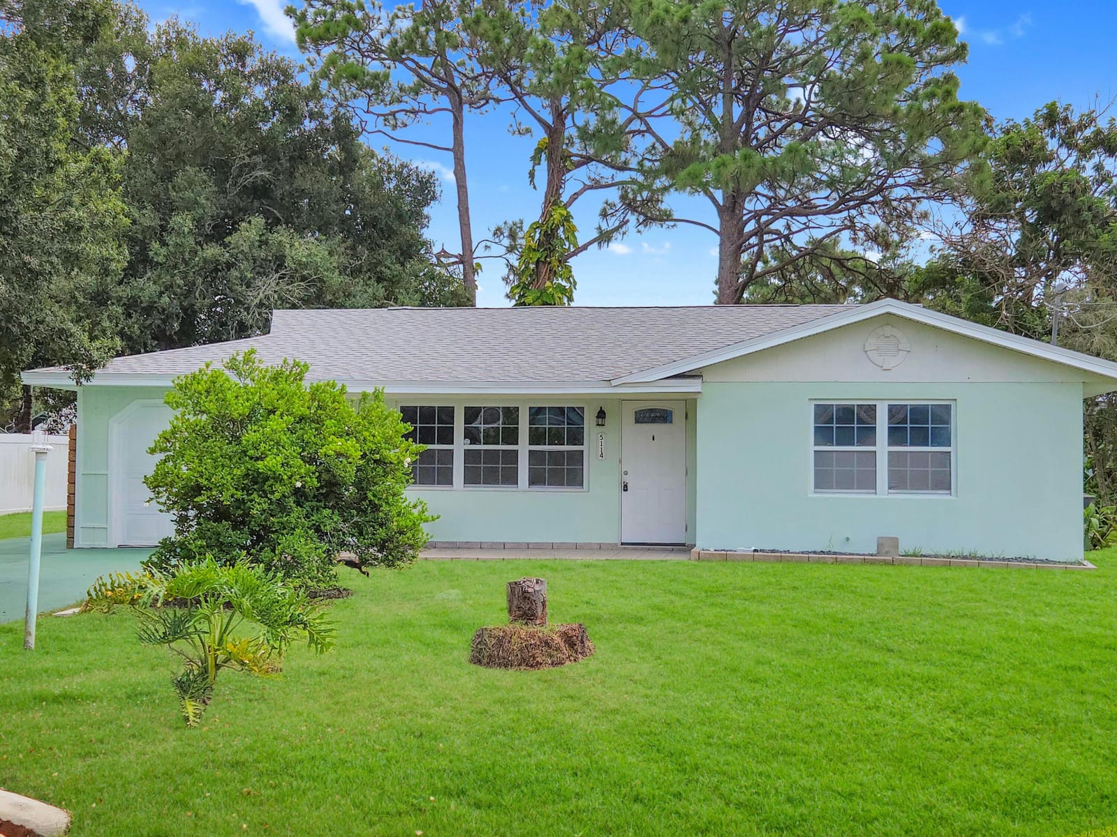 5114 MYRTLE Drive — photo 1
