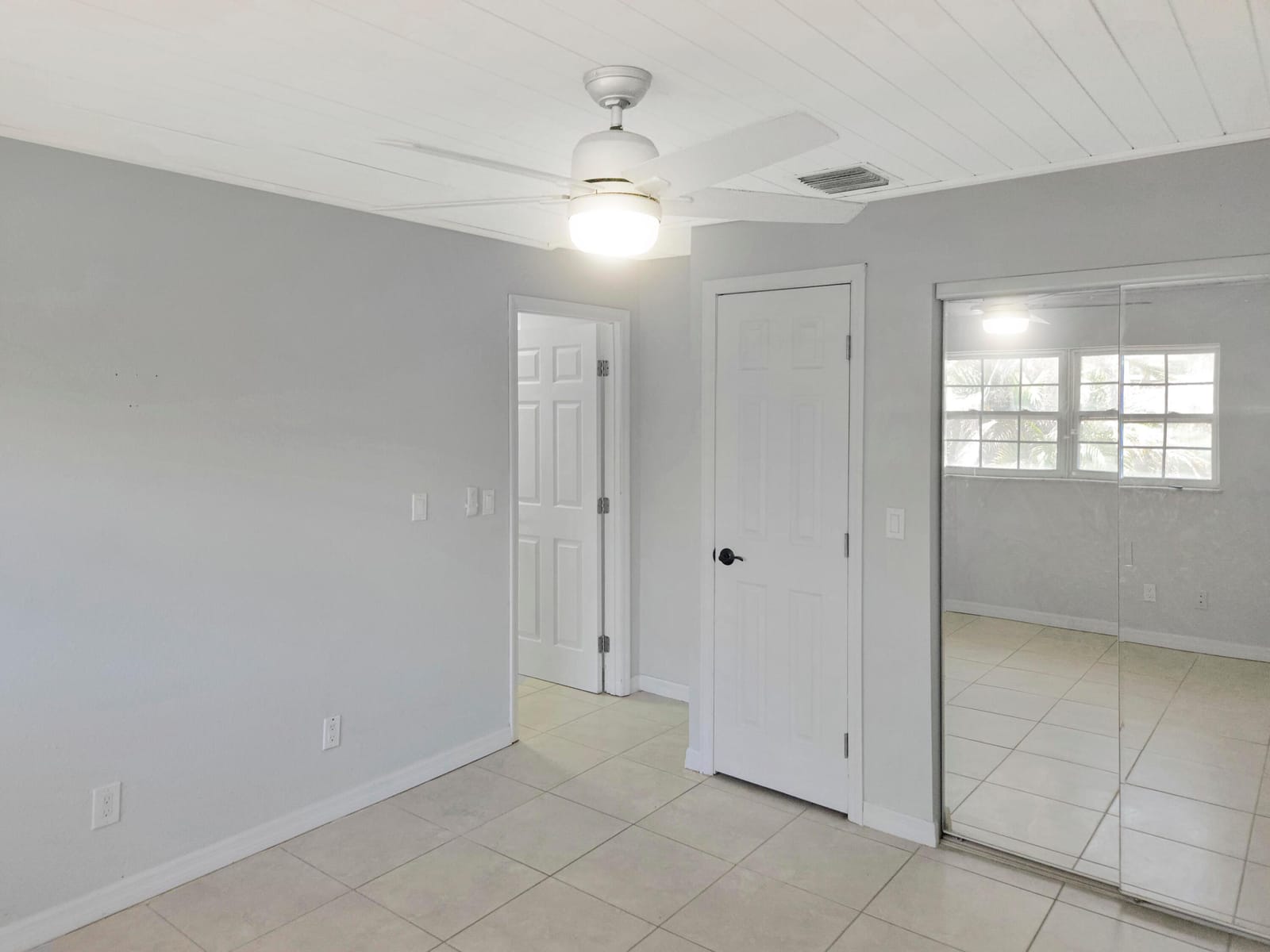5114 MYRTLE Drive, Fort Pierce, FL 34982 photo 16