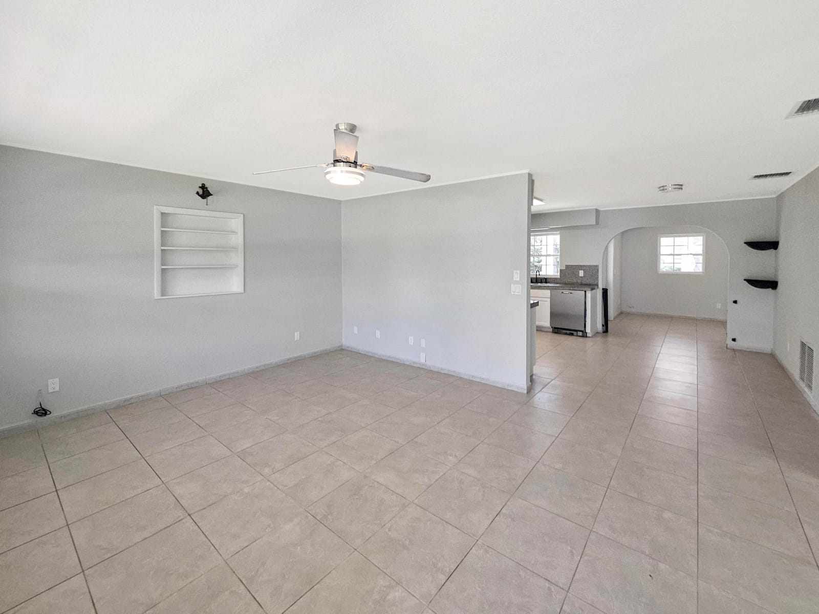5114 MYRTLE Drive — photo 4