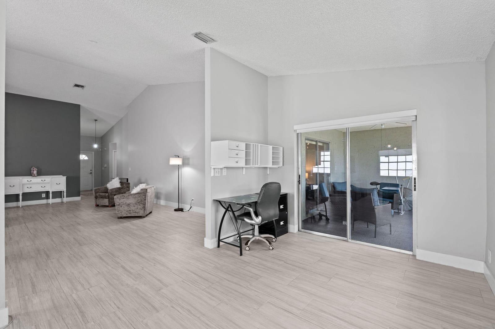 5256 Tiffany Anne Circle, West Palm Beach, FL 33417 photo 19
